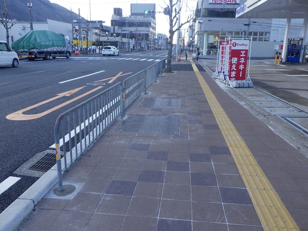 国道1号山科音羽地区東部電線共同溝工事